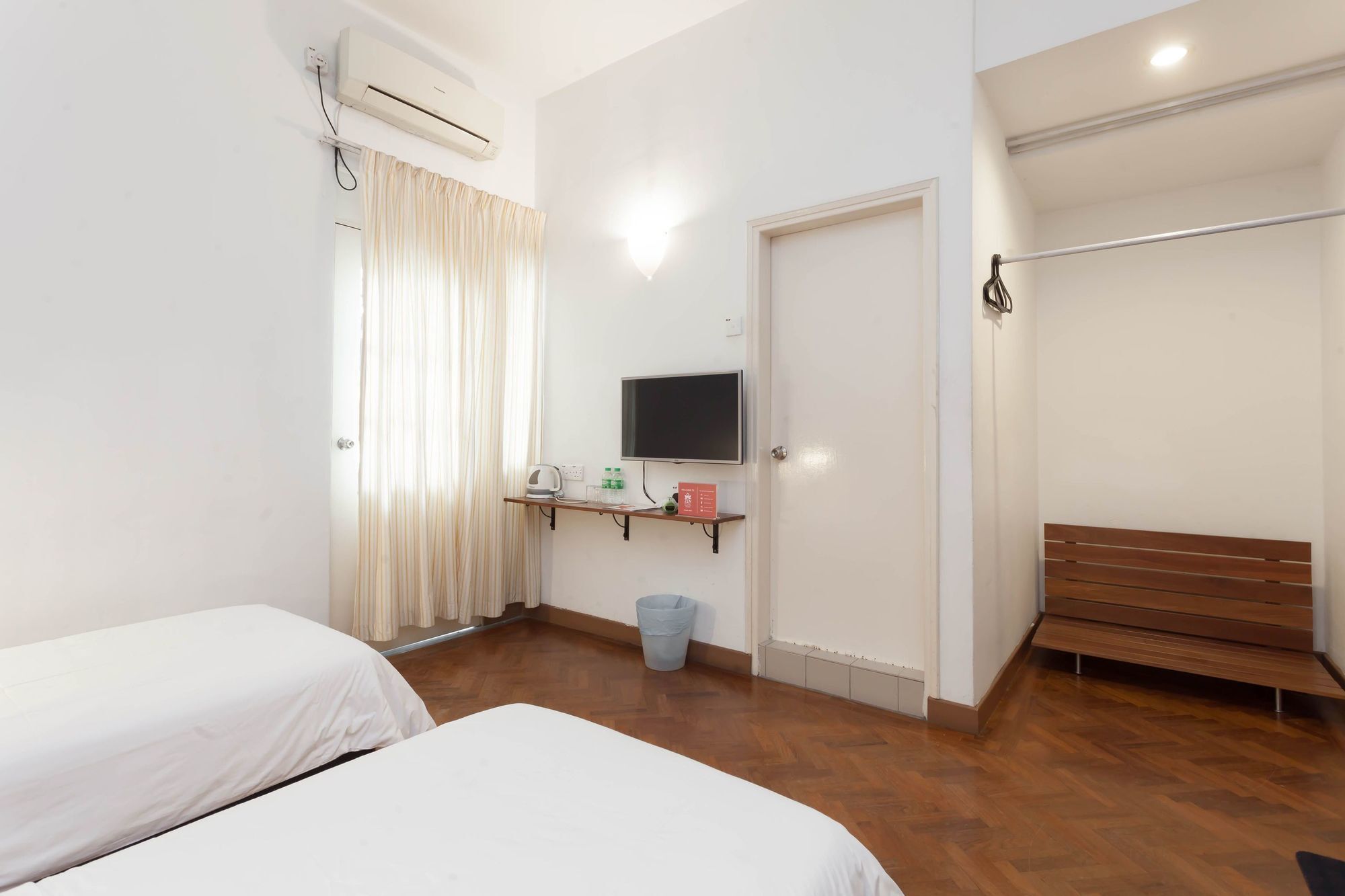 Zen Rooms Raja Chulan كوالالمبور المظهر الخارجي الصورة